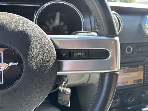 Used 2007 Ford Mustang GT Premium RWD image 12