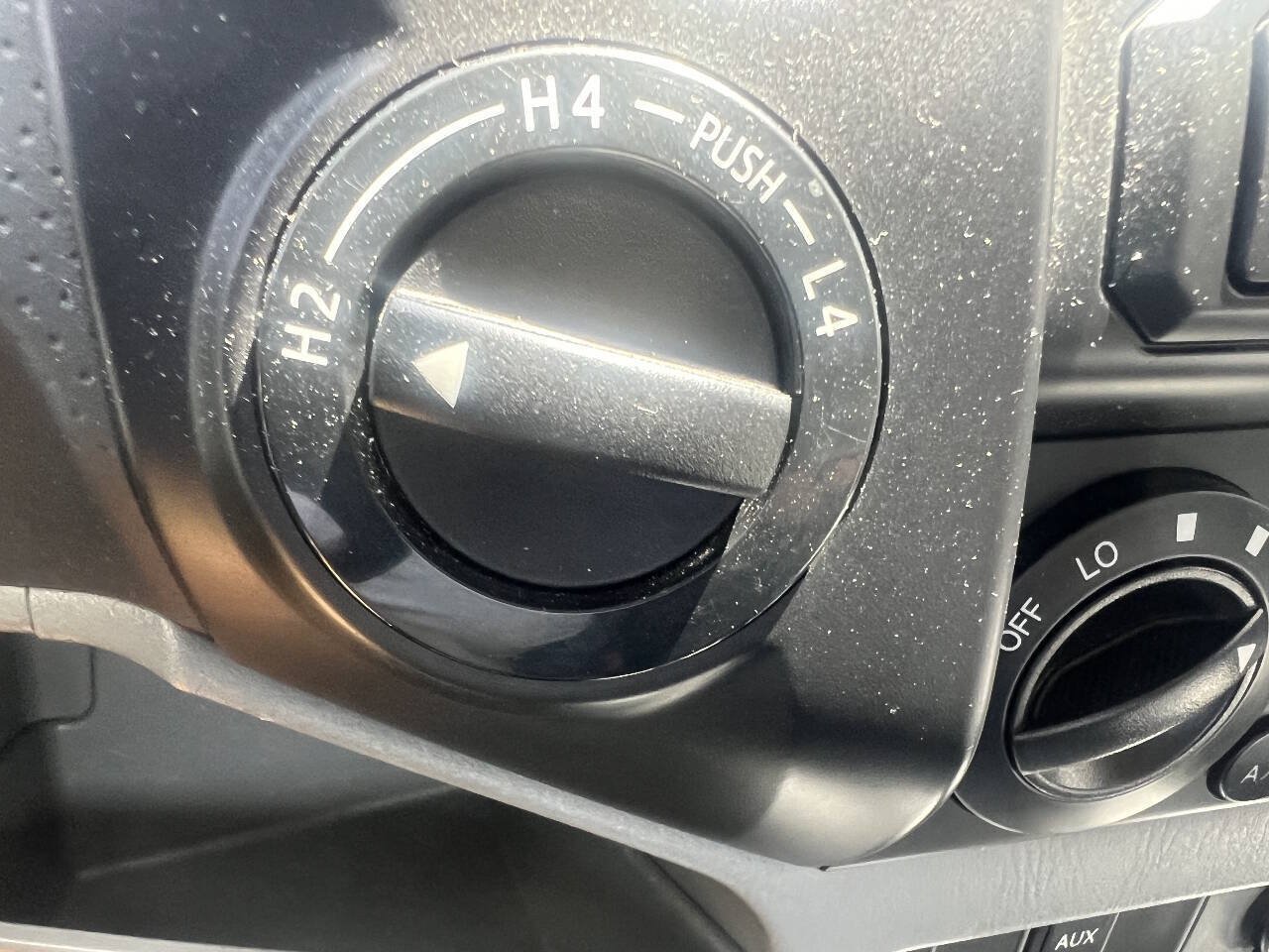Used 2012 Toyota Tacoma 4x4 Regular Cab image 21