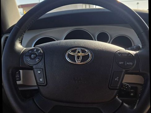 Used 2008 Toyota Sequoia Limited image 23