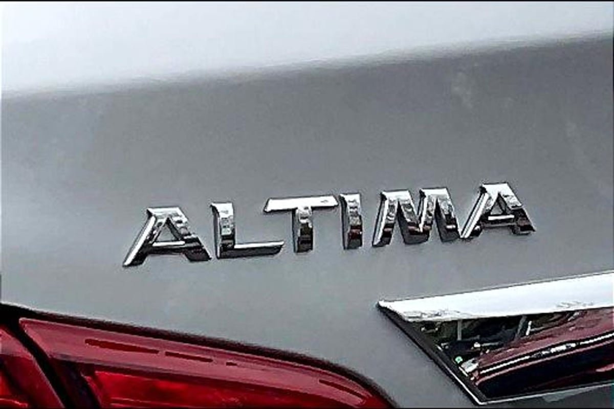 Used 2017 Nissan Altima 2.5 SV w/ Convenience Package FWD image 22