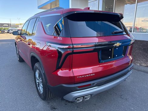 New 2026 Chevrolet Traverse LT w/ LPO, Floor Liner Package image 8