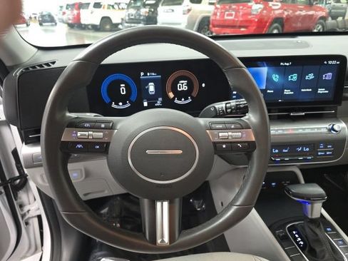 Used 2024 Hyundai Kona SEL FWD image 16
