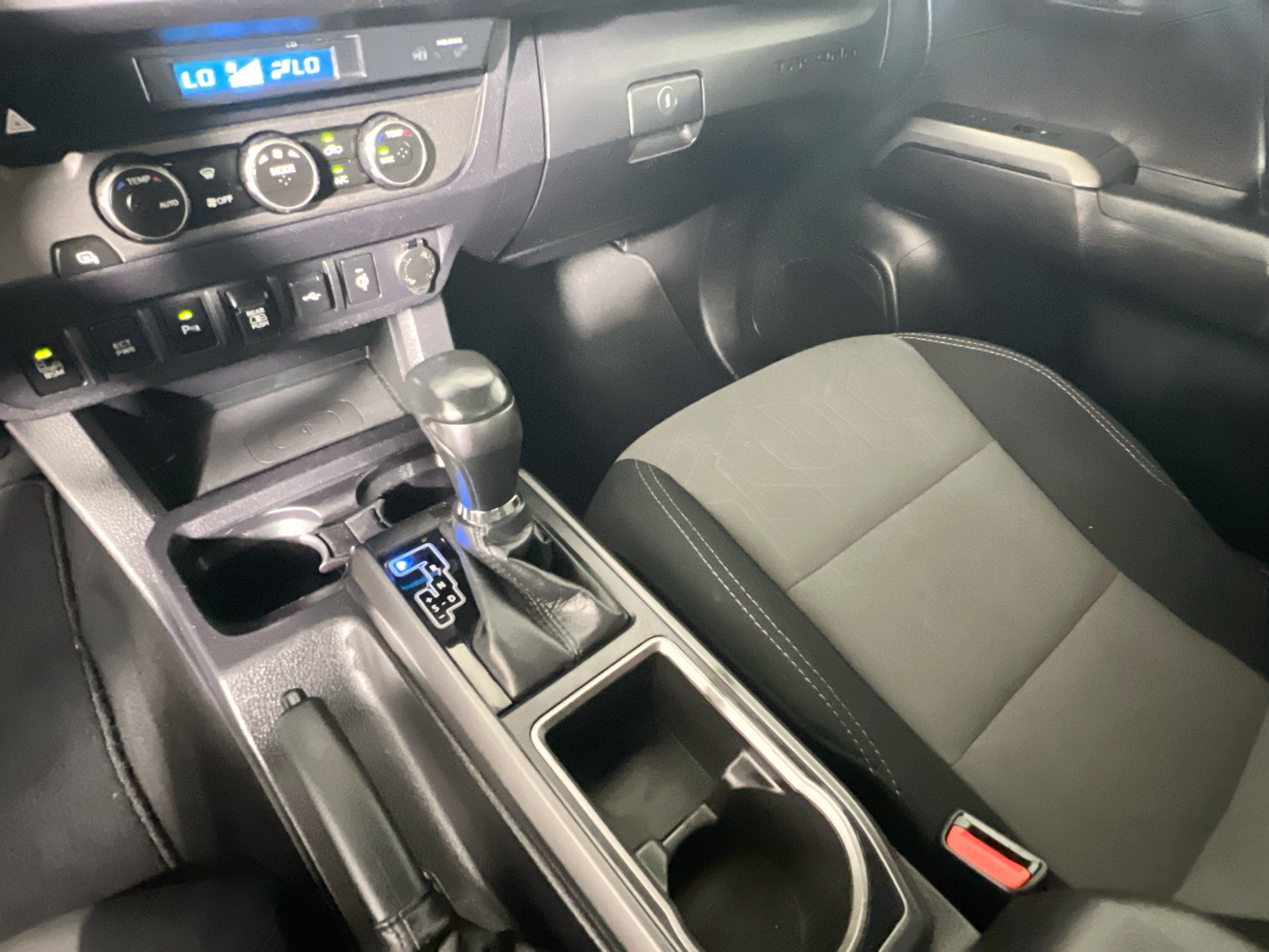 Used 2021 Toyota Tacoma TRD Sport w/ Technology Package RWD image 25