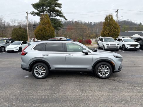 Used 2026 Honda CR-V EX image 9
