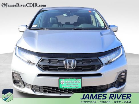 Used 2025 Honda Odyssey EX-L image 7