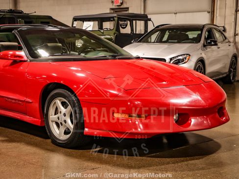 Used 1995 Pontiac Firebird Formula RWD image 27