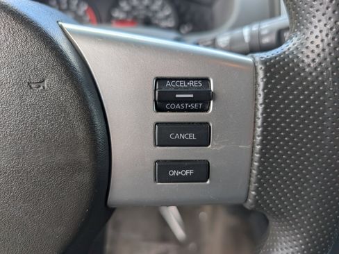 Used 2015 Nissan Xterra X image 19
