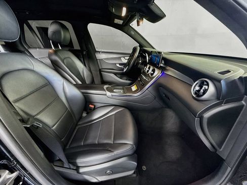 Used 2022 Mercedes-Benz GLC 300 image 36