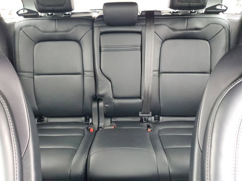 Certified 2022 Lincoln Corsair Standard w/ Premium Package image 19