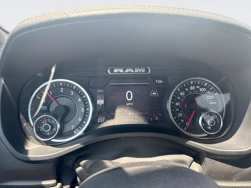 Used 2025 RAM 1500 Laramie AWD/4WD image 15
