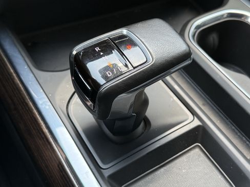 Used 2022 GMC Sierra 1500 Elevation RWD image 15