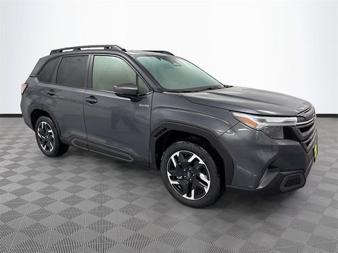 New 2025 Subaru Forester Limited image 3