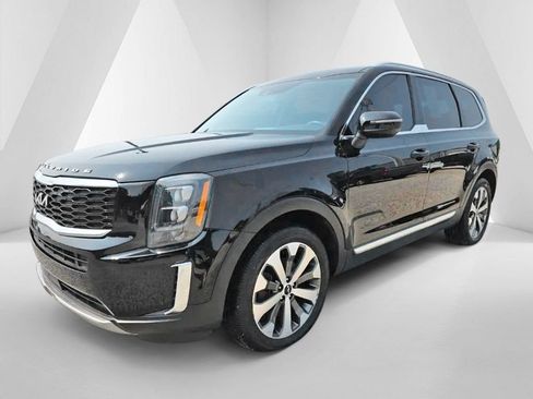 Used 2022 Kia Telluride EX w/ EX Premium Package FWD image 3