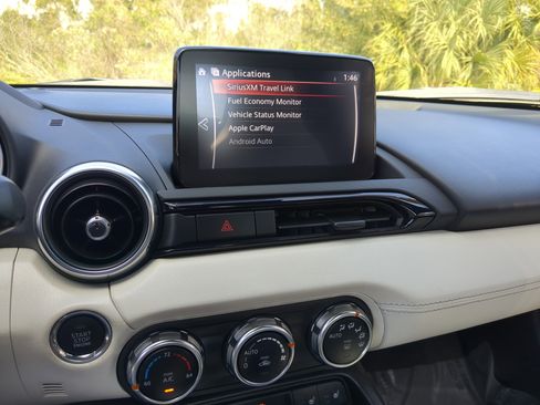 Used 2021 MAZDA MX-5 Miata RF Grand Touring image 25