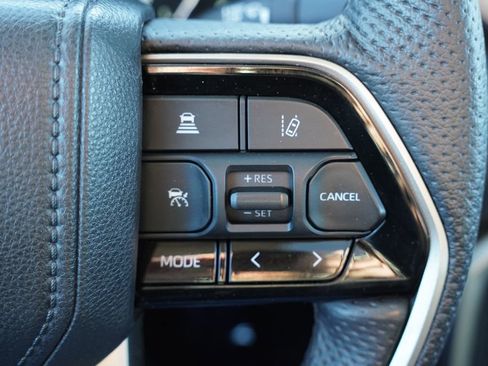 Used 2023 Toyota Tundra Limited image 32