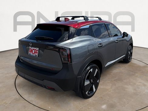 Used 2025 Nissan Kicks SR image 11