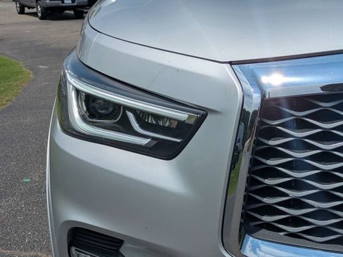 Used 2019 INFINITI QX80 Luxe w/ 22" Wheel Package RWD image 10