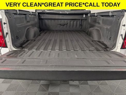 Used 2017 Chevrolet Silverado 1500 LT w/ Redline Edition image 25