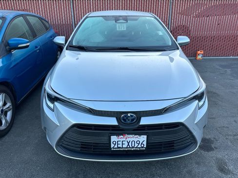 Used 2023 Toyota Corolla LE image 5