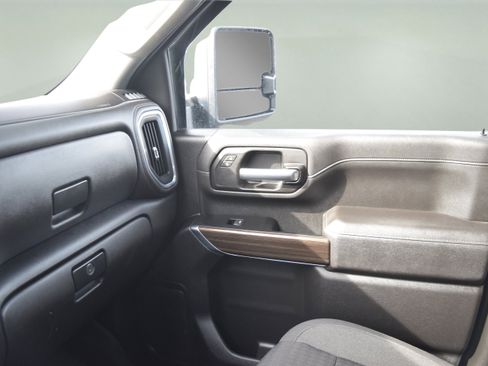 Used 2023 Chevrolet Silverado 2500 LT w/ Convenience Package image 20