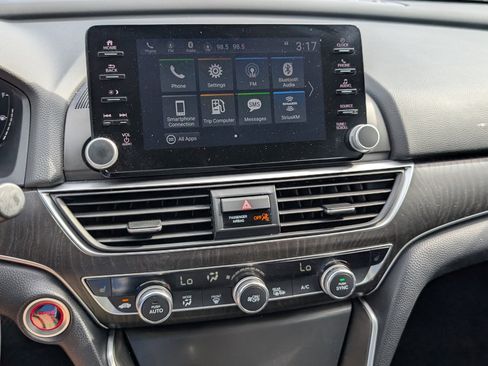 Used 2022 Honda Accord EX-L image 27