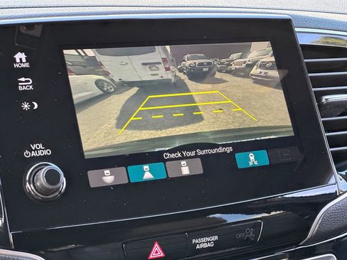 Used 2021 Honda Pilot Black Edition image 16