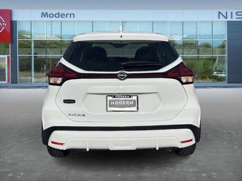 Certified 2024 Nissan Kicks S image 6