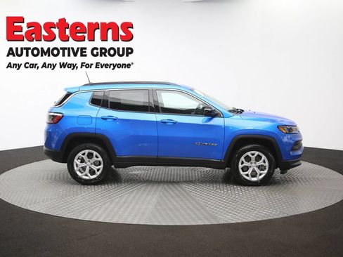 Used 2024 Jeep Compass Latitude AWD/4WD image 43