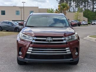 Used 2017 Toyota Highlander Limited video 2