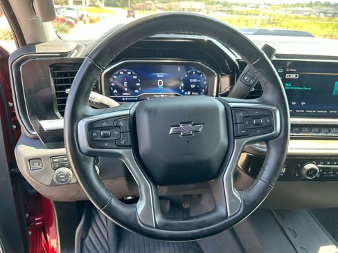 Used 2024 Chevrolet Silverado 1500 LT Trail Boss w/ Protection Package image 14