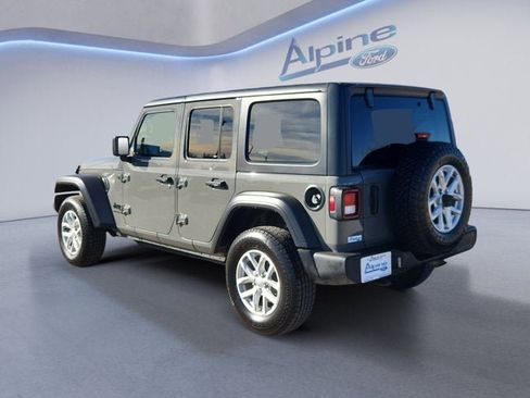 Used 2023 Jeep Wrangler Sport S image 3