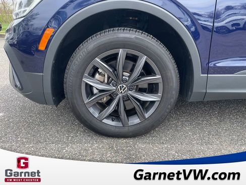 Used 2023 Volkswagen Tiguan SE image 17