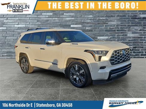 Used 2024 Toyota Sequoia Capstone image 7