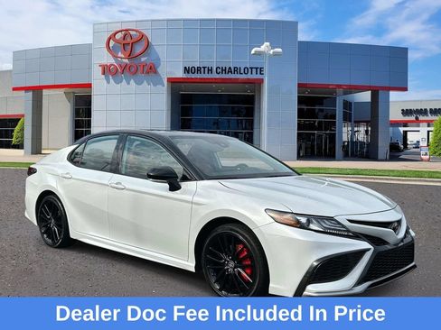 Used 2024 Toyota Camry XSE FWD image 1