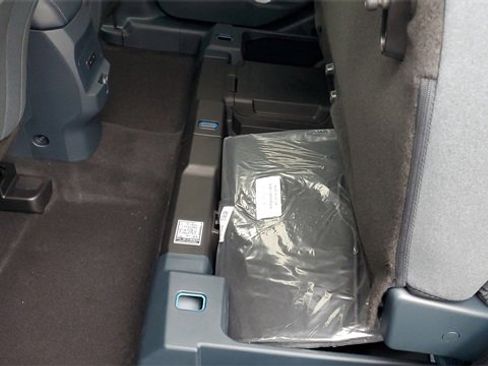 New 2025 Ford Maverick XLT w/ Equipment Group 301A image 26