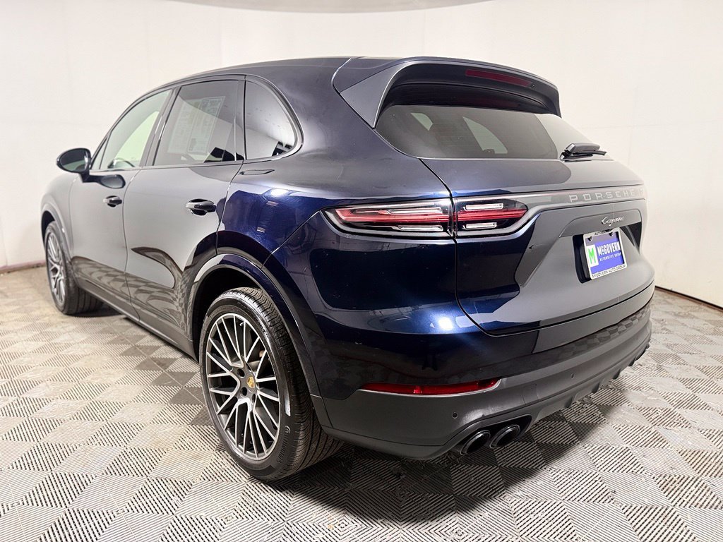 Used 2022 Porsche Cayenne Platinum Edition AWD/4WD image 4