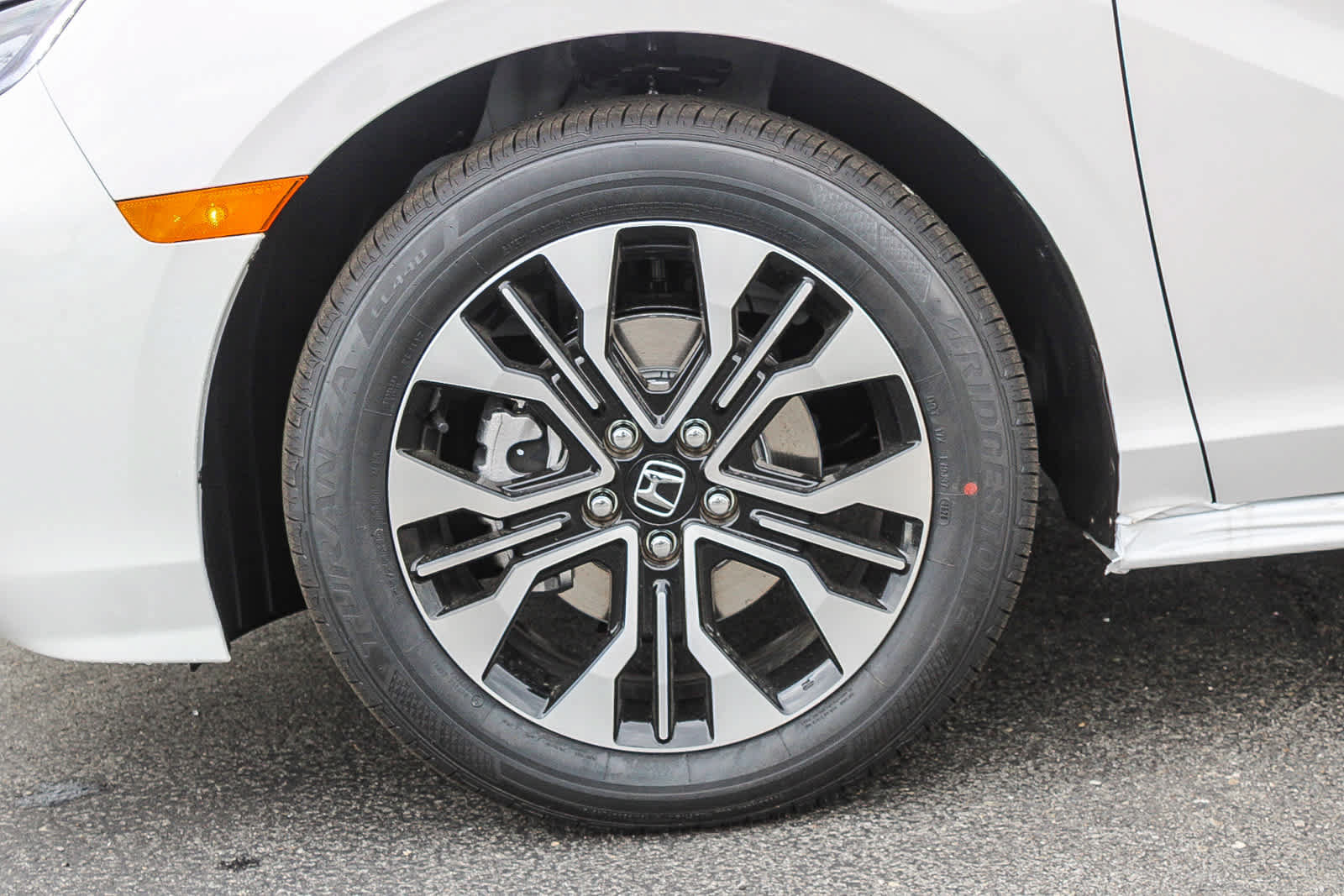 New 2027 Honda Odyssey Elite image 9