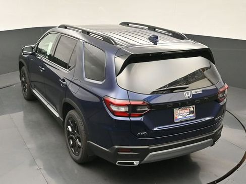 New 2025 Honda Pilot Touring image 31