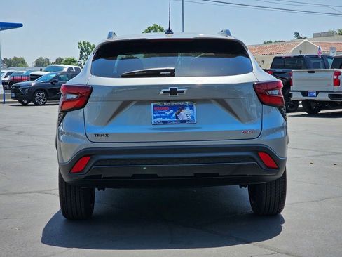New 2026 Chevrolet Trax RS w/ Driver Confidence Package FWD image 5