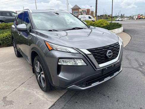 Used 2023 Nissan Rogue SL AWD/4WD image 4
