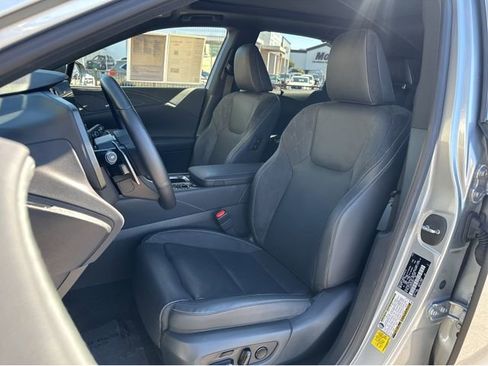 Certified 2025 Lexus RX 450h 450h+ Luxury image 16