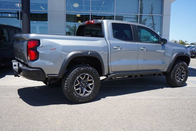 New 2026 Chevrolet Colorado ZR2 w/ Technology Package AWD/4WD image 9