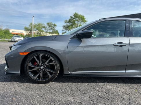Used 2018 Honda Civic Sport image 13