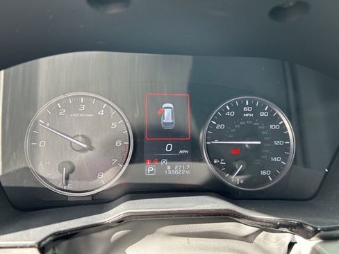 Used 2023 Subaru Outback Premium image 18