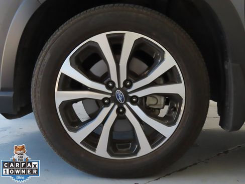 Certified 2024 Subaru Forester Limited image 30