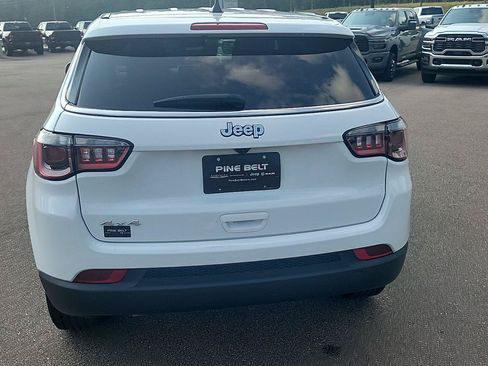 Certified 2025 Jeep Compass Sport AWD/4WD image 14