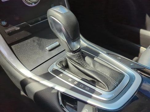 Used 2018 Ford Edge Titanium w/ Equipment Group 302A image 21