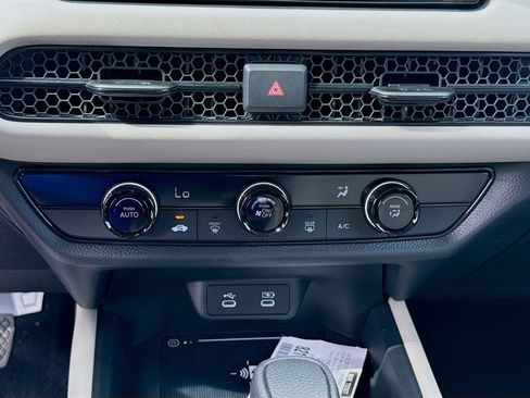 New 2026 Honda HR-V LX image 14