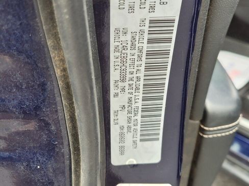 Used 2017 Jeep Grand Cherokee Limited w/ Luxury Group II image 18