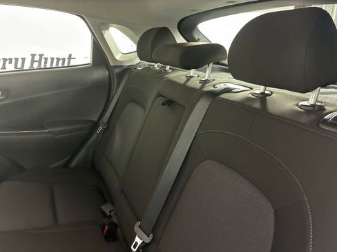 Used 2022 Hyundai Kona SEL w/ Cargo Package image 21